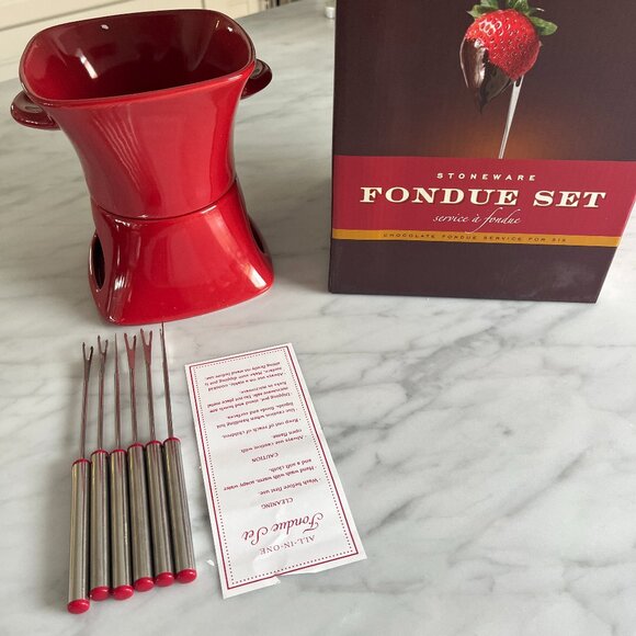 Williams Sonoma Red Stoneware Fondue Set - Picture 2 of 3